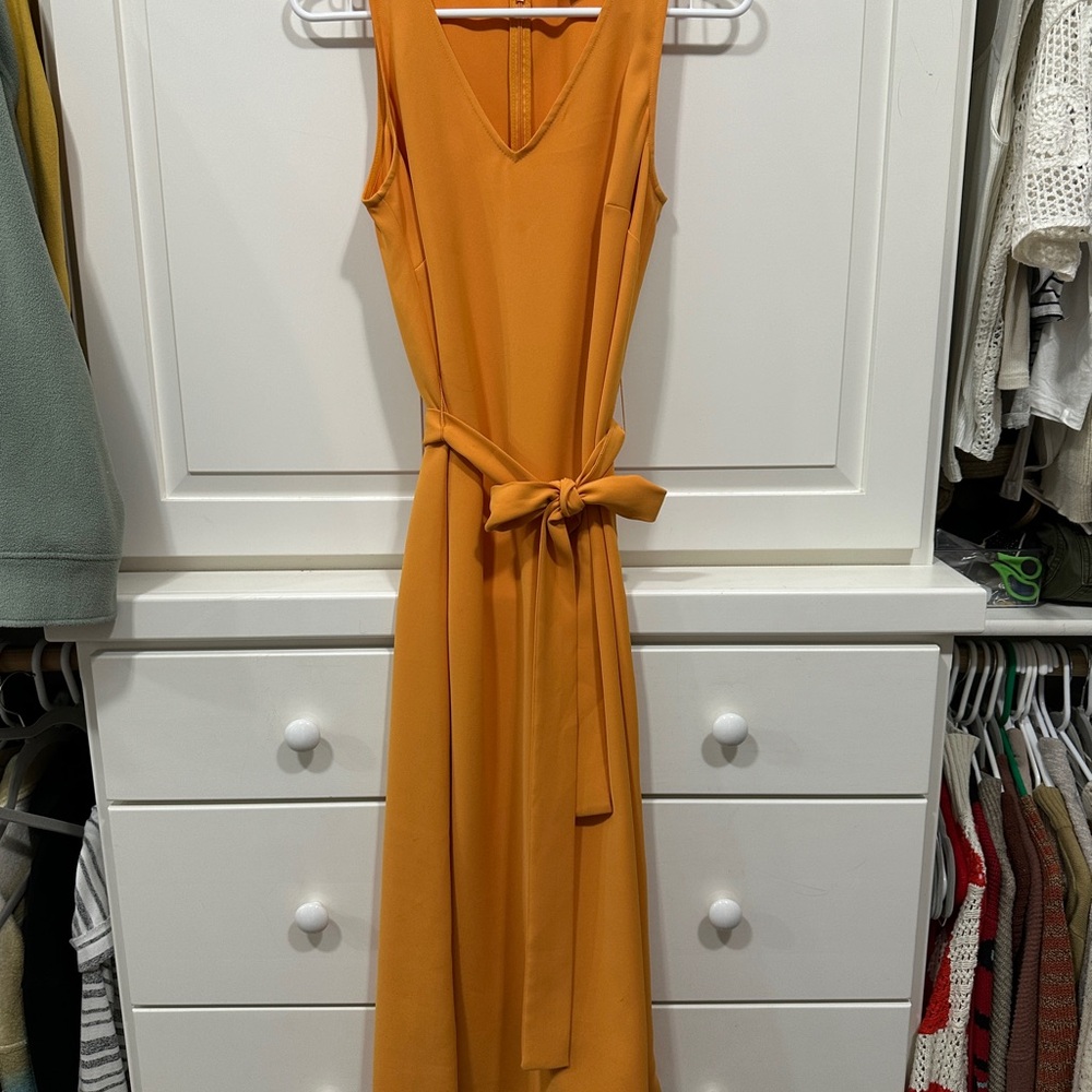 Ann Taylor Yellow Sheath Midi Dress V-Neck Sleeveless